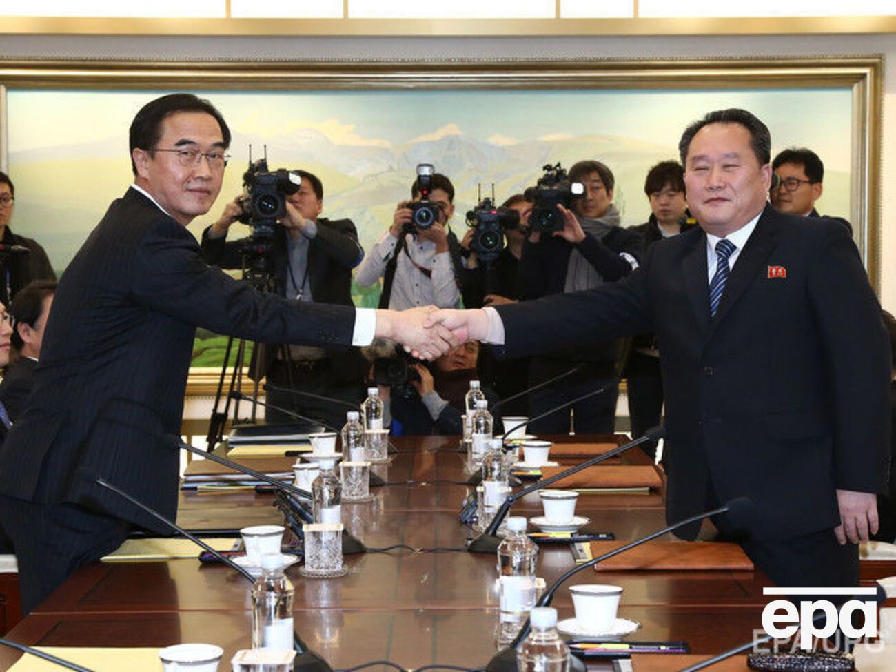 КНДР и Южная Корея провели переговоры