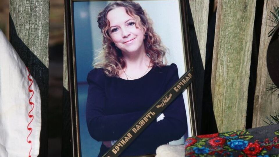 В селе Демидов Киевской области попрощались с убитой правозащитницей Ноздровской. Фоторепортаж