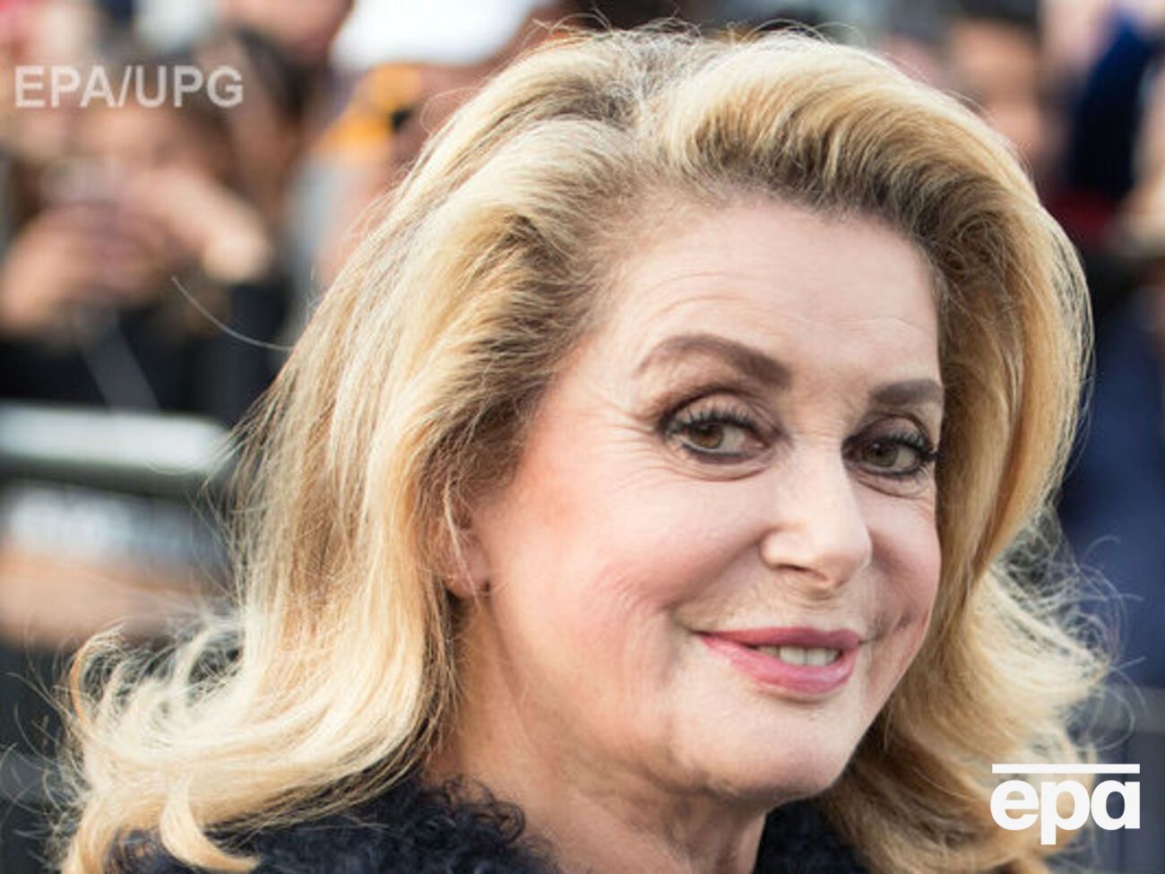 Деньов підписала лист-звернення французьких жінок