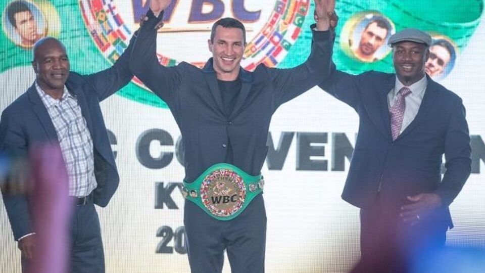 Володимир Кличко ніколи не мав пояса WBC