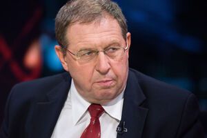 Илларионов: Лавров существенно опоздал по отношению к администрации президента и весь 2004 год, всю Оранжевую революцию, продолжал говорить "в Украине"
