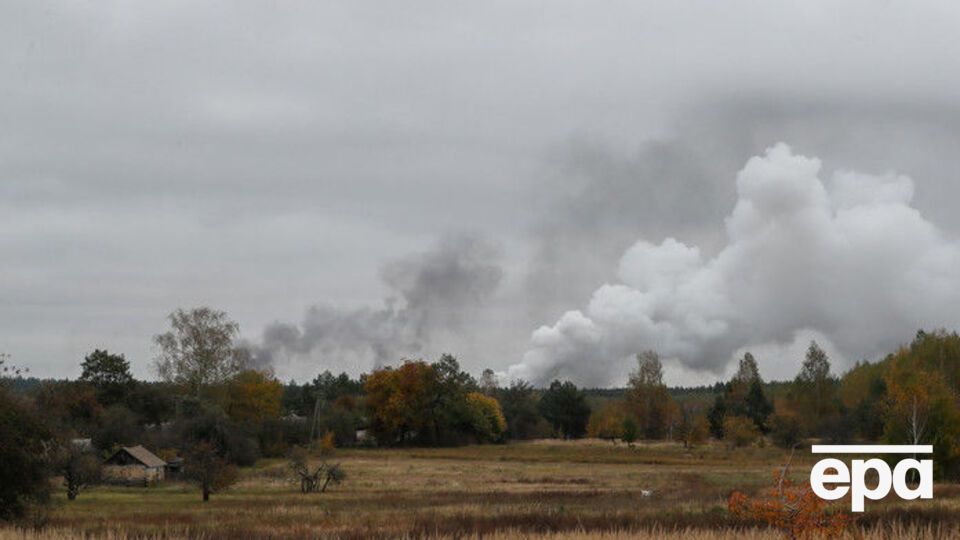 У ніч на 9 жовтня в районі селища Дружба Ічнянського району Чернігівської області почали вибухати боєприпаси на території 6-го арсеналу Міноборони