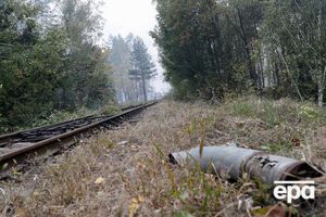 Утром 10 октября, по данным ГСЧС, взрывы боеприпасов продолжаются