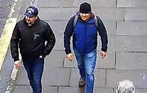Кроме Боширова и Петрова (на фото), в отравлении Скрипаля участвовал россиянин Сергей Федотов, пишет “Фонтанка”