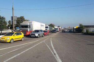 Флешмоб проти підвищення цін на пальне відбувся, зокрема, в Одесі