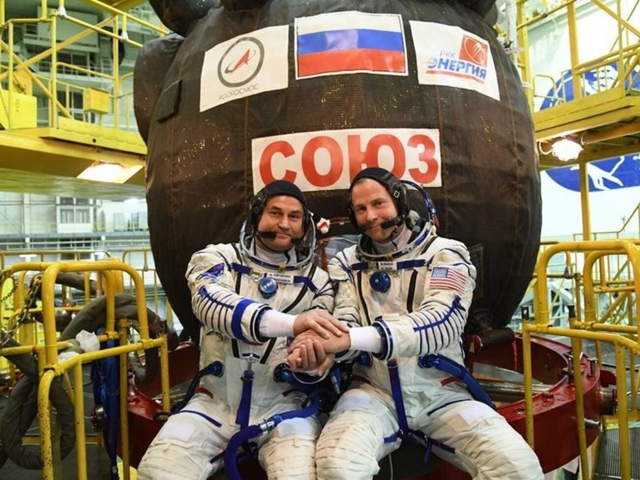 Российский космонавт Алексей Овчинин и американский астронавт Ник Хейг&nbsp; живы