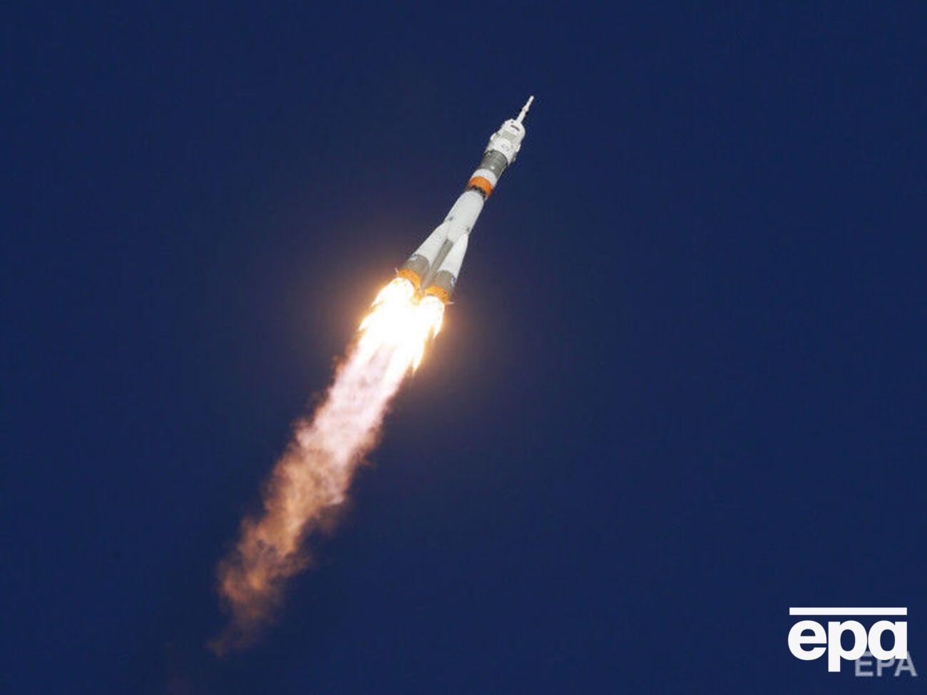 Другий ступінь корабля "Союз МС-10" утратив орієнтацію, після чого спрацювало аварійне вимкнення двигунів