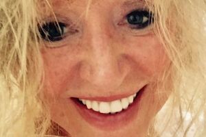 Пугачову сфотографували в супермаркеті