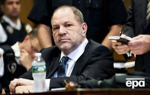 Одне з трьох обвинувачень із Вайнштейна зняли