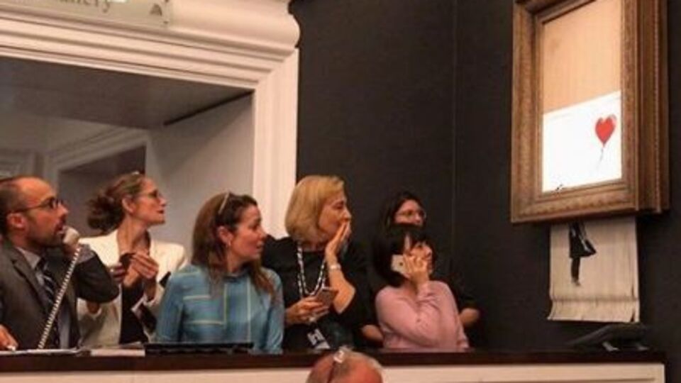 Нова робота дістала назву "Любов у сміттєвому баку"