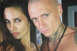 Дружина Мамаєва показала переписку з невідомим
