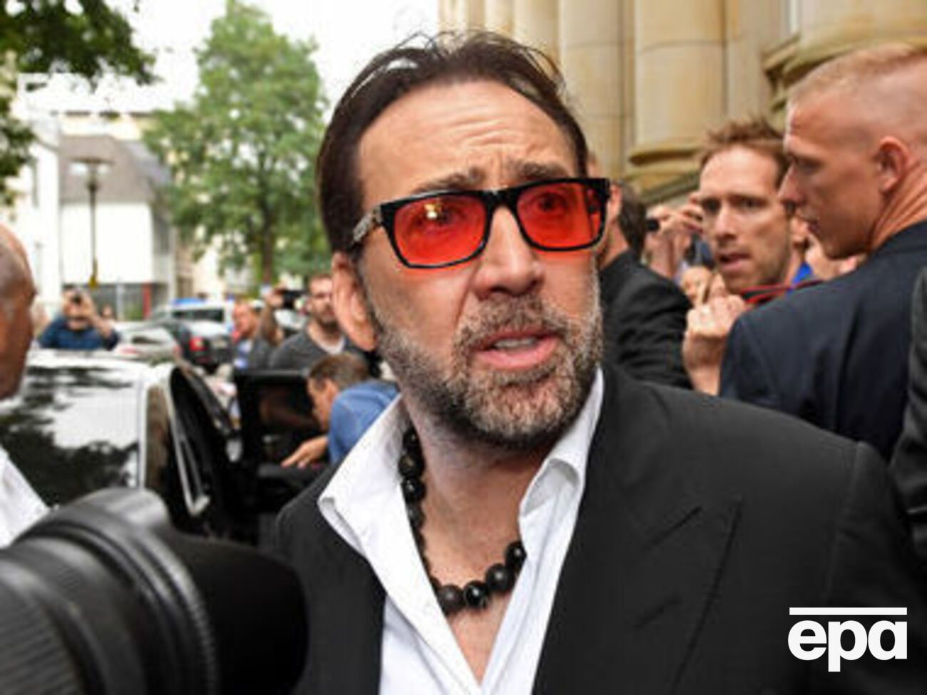 Кейдж заперечує обвинувачення