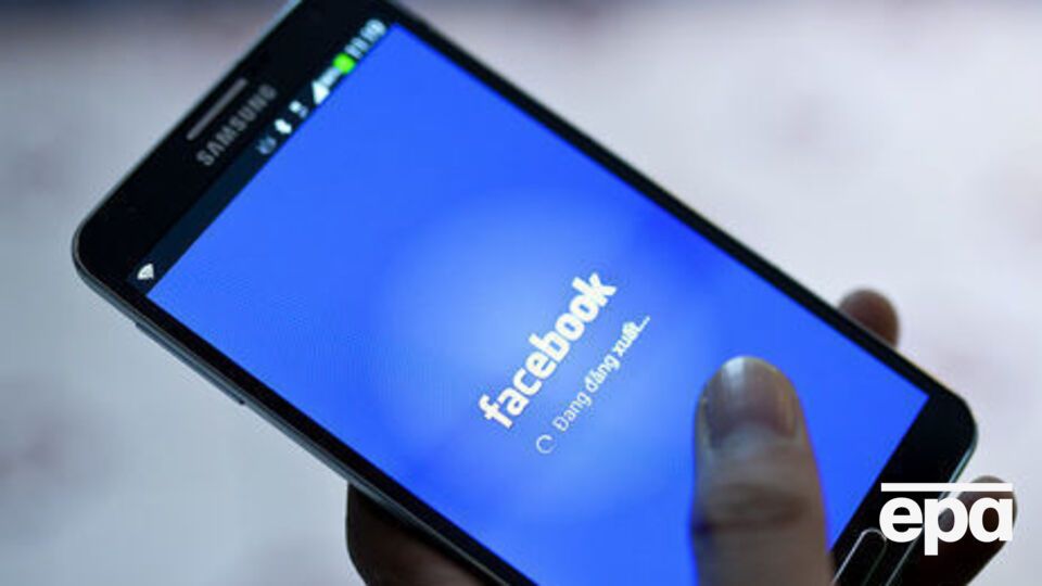У Facebook зазначають, що спочатку хакери дістали доступ до 400 тис. акаунтів, пов'язаних один з одним друзями
