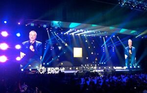 Шварценеггер: Я пообещал мэру, что вернусь в Киев