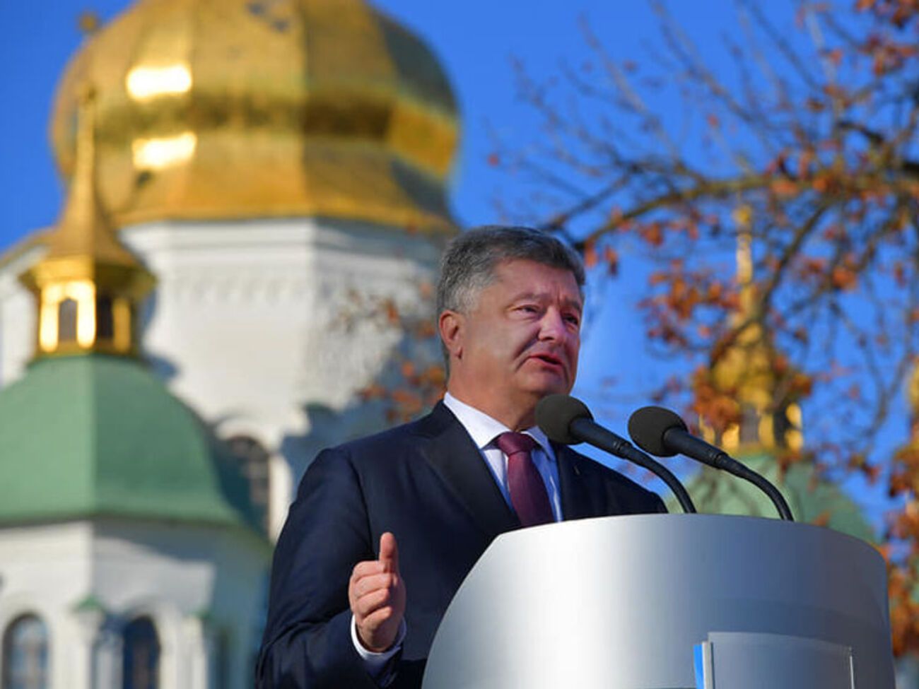 Порошенко: У нас, в Украине, к сожалению, все еще есть храмы, которые вспоминают патриарха Кирилла. Я думаю, это точно не для украинского народа