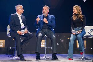 Шварценеггер виступив на форумі в Києві