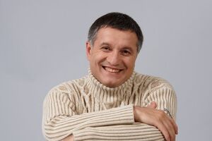 Аваков: Усіх цих коханівських-семеніхіних-заверюх небагато. Зате за ними "на двіж" прийшли камери і журналісти всіх проросійських каналів