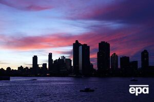 Літак упав біля Нью-Йорка