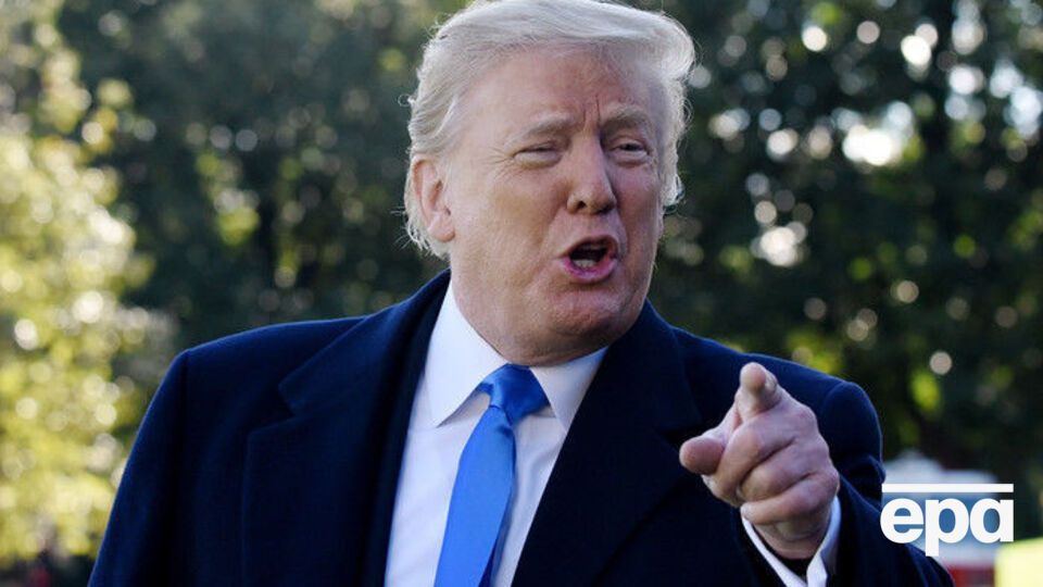 Трамп нагадав, що під час його правління США надали Україні зброю, зокрема протитанкову