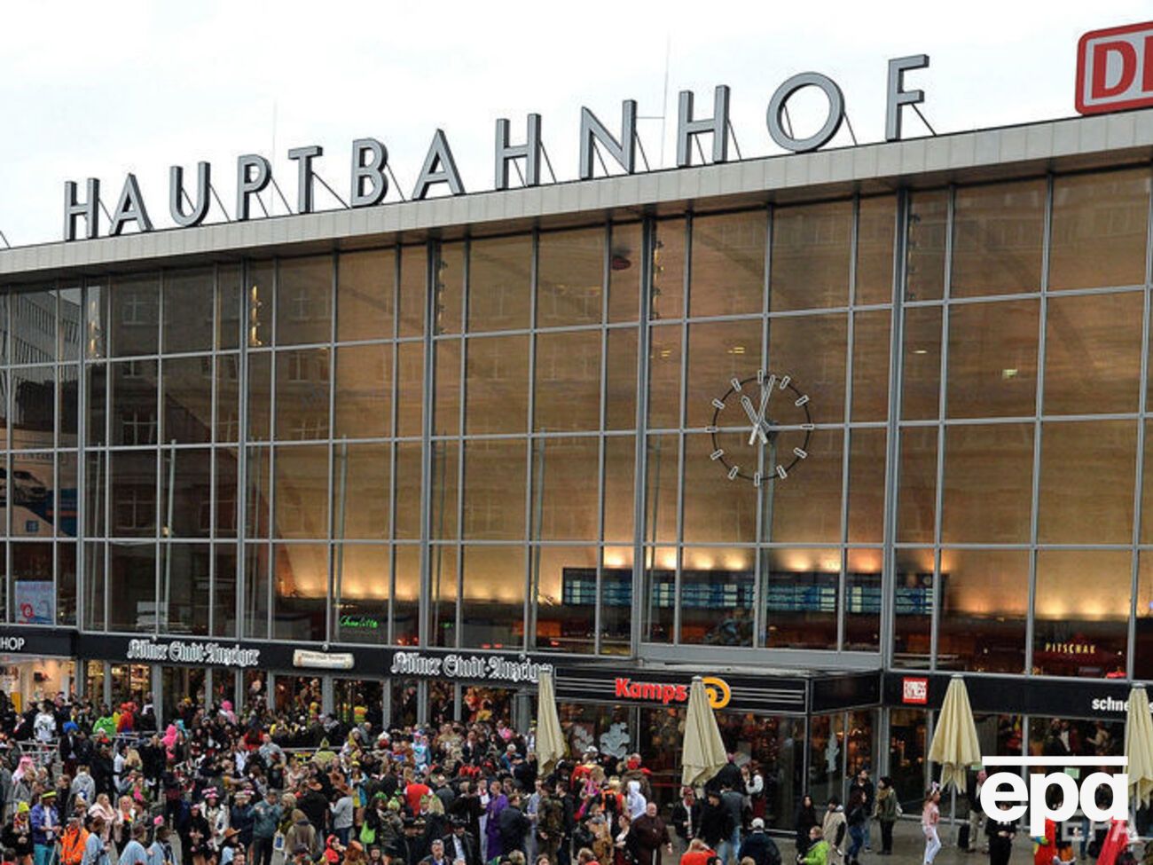 Кельнский вокзал эвакуирован