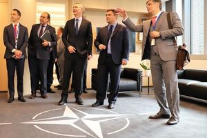 Столтенберг і Клімкін провели зустріч у Брюсселі