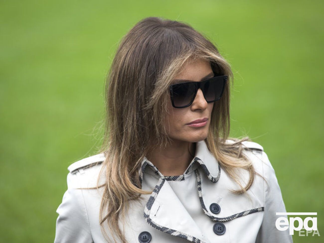 Меланія Трамп заявила, що воліла б, щоб ЗМІ зосередилися на її справах, а не на її одязі