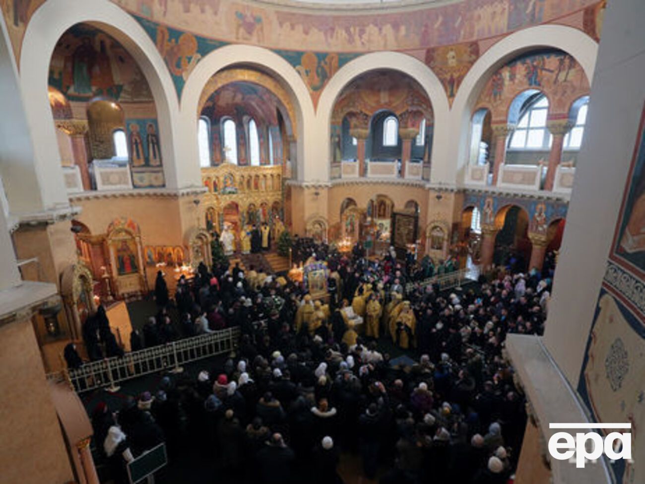 Прихожанам РПЦ запрещено ходить на службы в храмы Вселенского патриархата