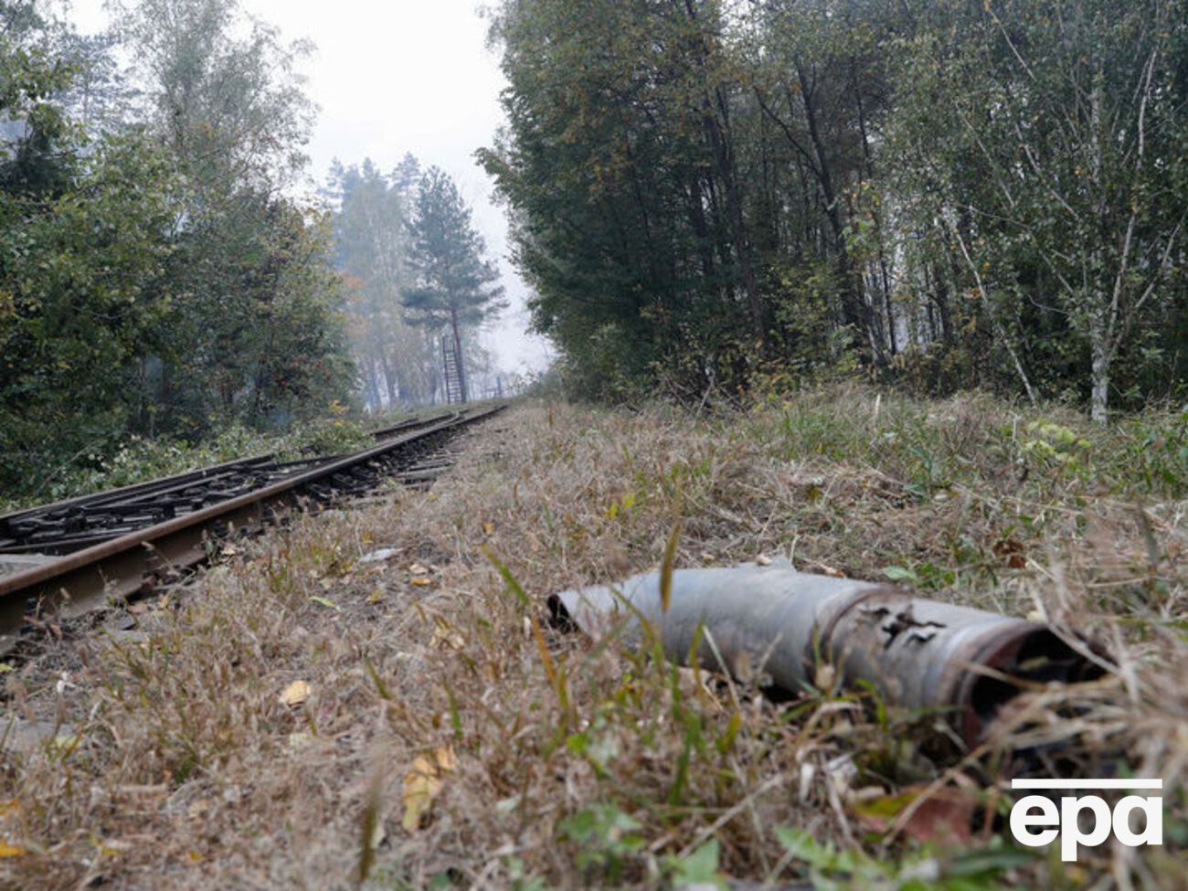 У ніч на 9 жовтня в районі селища Дружба Ічнянського району Чернігівської області почали вибухати боєприпаси