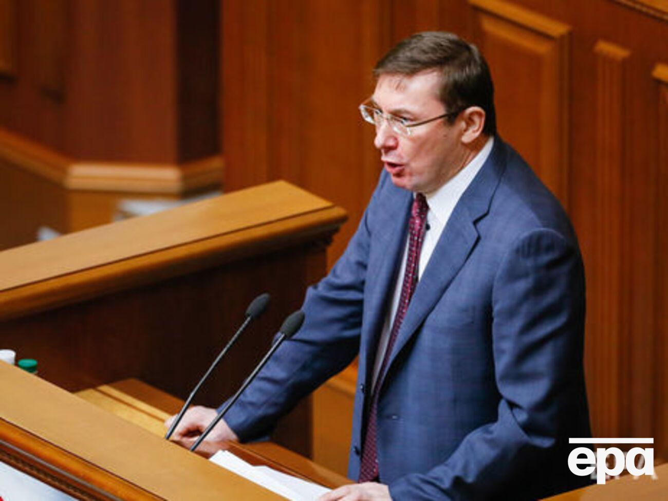 Луценко:&nbsp;У следствия есть необходимость провести ряд экспериментов, для чего я прошу депутатов Верховной Рады снять с Вилкула неприкосновенность