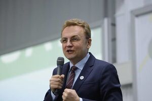 Садовий вважає облдержадміністрації неефективними