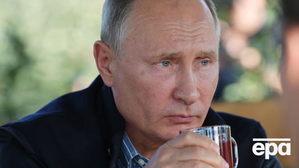 Путін має намір відвідати Париж