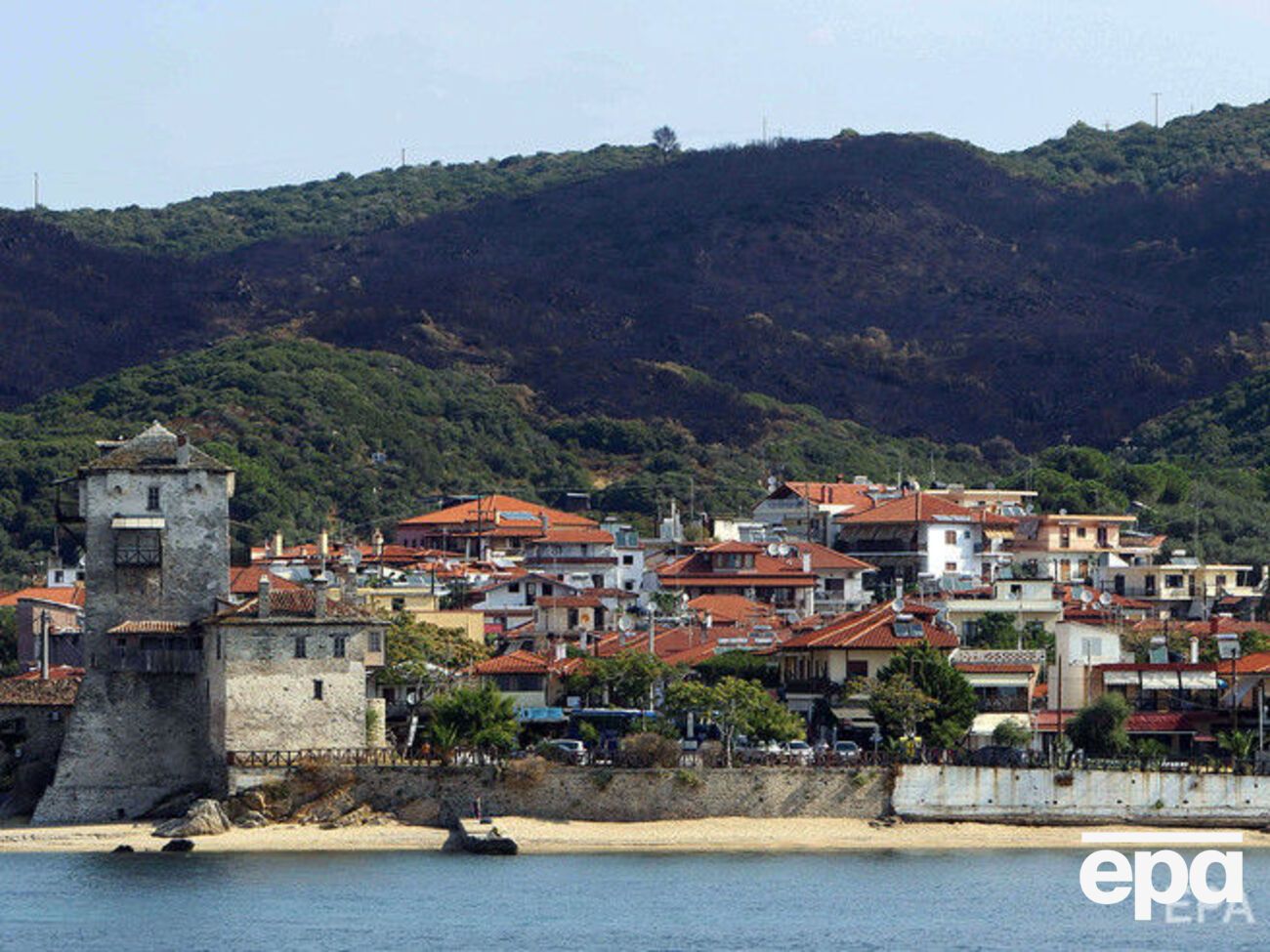 В РПЦ утверждают, что молиться на Афоне россиянам можно