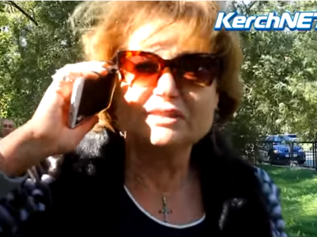 Директор Керченского политехнического колледжа Ольга Гребенникова сообщила, что в колледж ворвались неизвестные и бросали "взрывные пакеты"