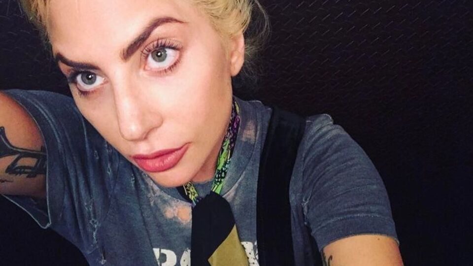 Леди Гага намерена узаконить отношения с женихом