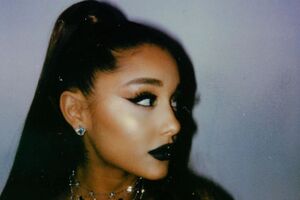 Гранде: Все это очень печально, и мы стараемся двигаться дальше