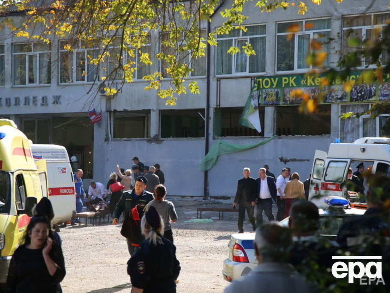 Приблизно о 12.00 17 жовтня в політехнічному коледжі в окупованій Керчі спрацював невстановлений вибуховий пристрій