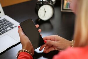 Женщины в парламентах 45 стран страдают от психологического, сексуального и физического насилия