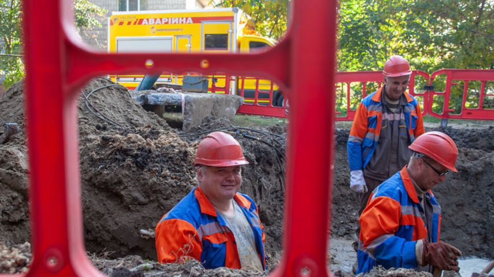 На тепломережах Києва усувають пошкодження