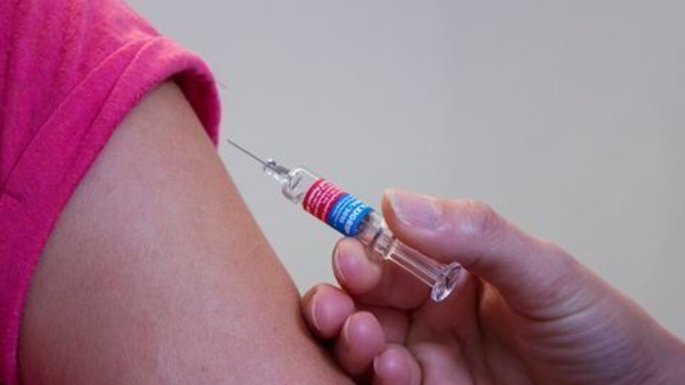 Єдиним способом профілактики кору є вакцинація