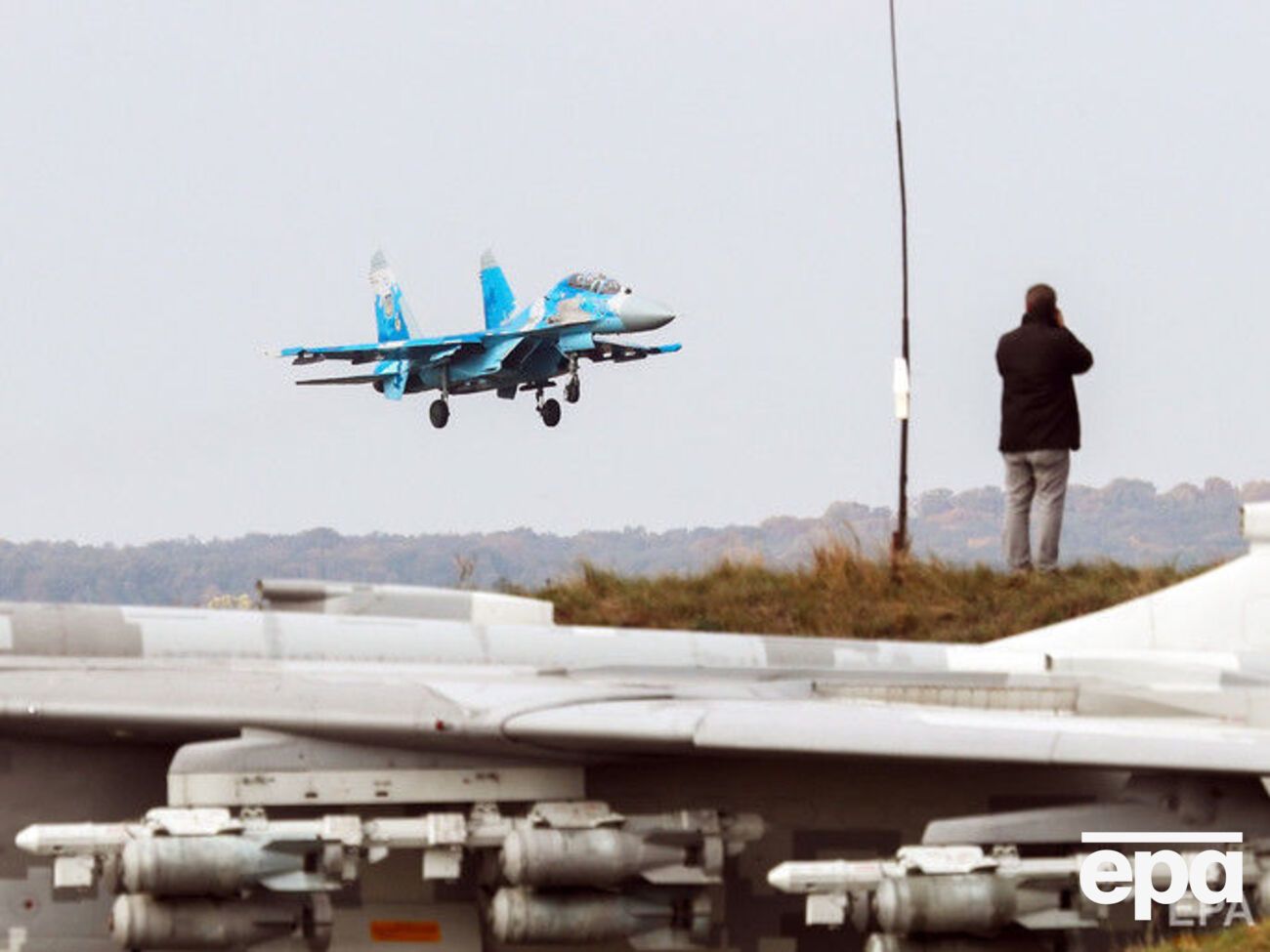 Су-27УБ упал в Винницкой области во время учебно-боевого полета в рамках учений "Чистое небо 2018"