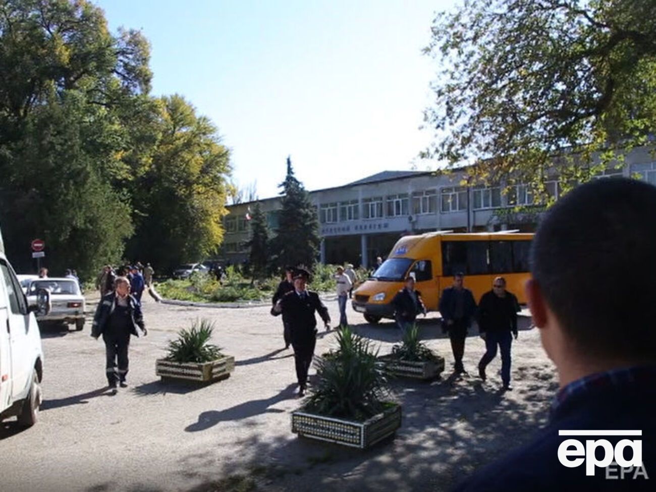 Число погибших в колледже в оккупированном Крыму продолжает расти