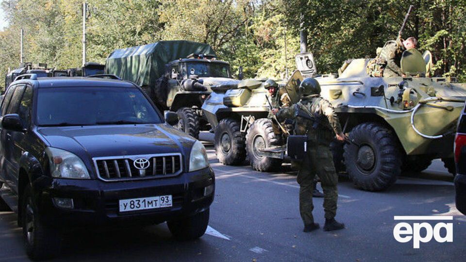 Утром 17 октября в политехническом колледже в Керчи сработало взрывное устройство, начиненное металлическими предметами, также произошла стрельба