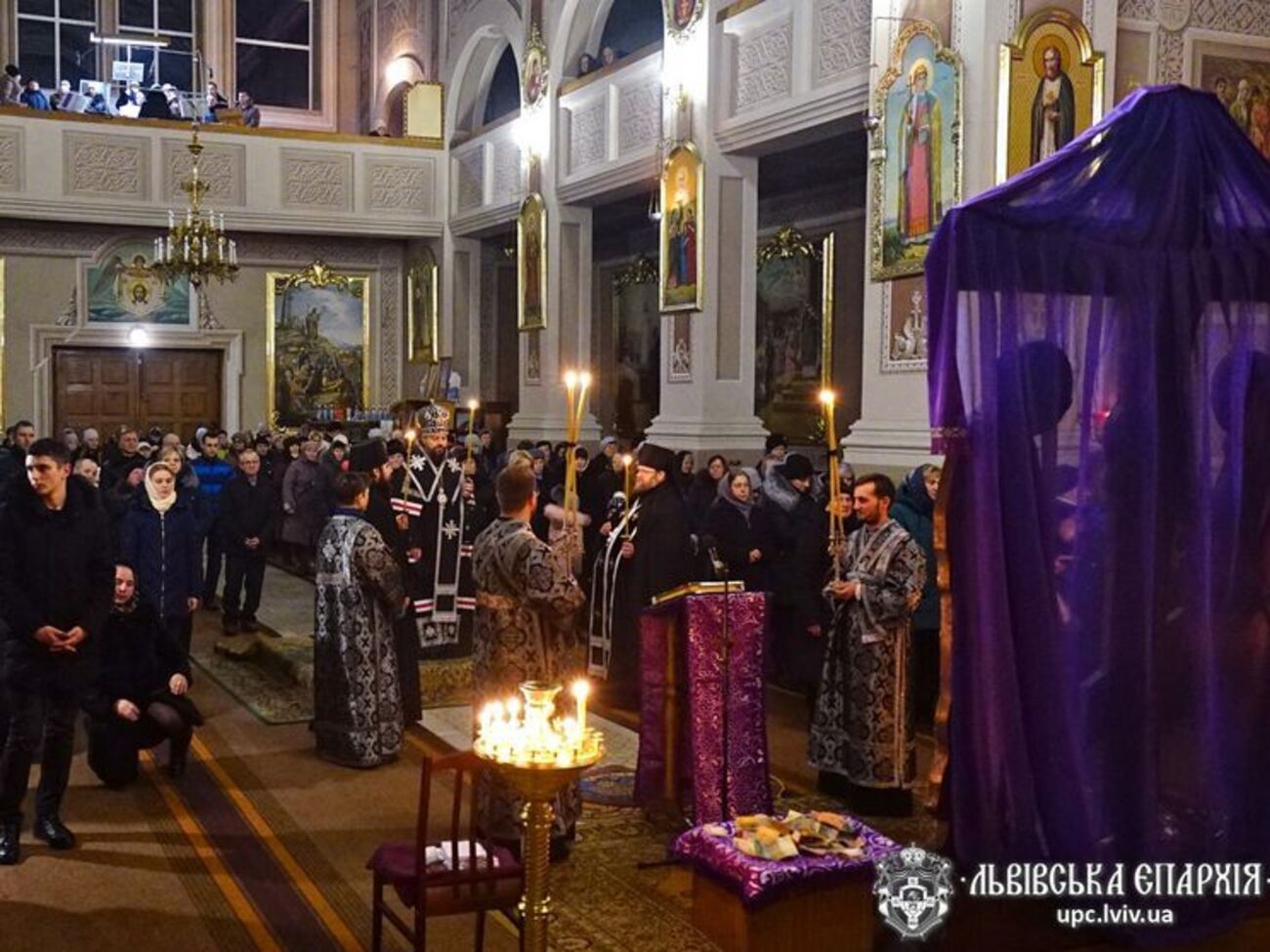 У Львівській єпархії УПЦ заявили, що хочуть поглянути на томос, який буде представлено Константинополем