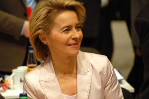 На фон дер Ляйен подал жалобу, вероятно, один из сотрудников министерства обороны
