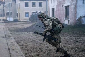 Уряд затвердив порядок застосування зброї військовими у зв'язку з російською агресією