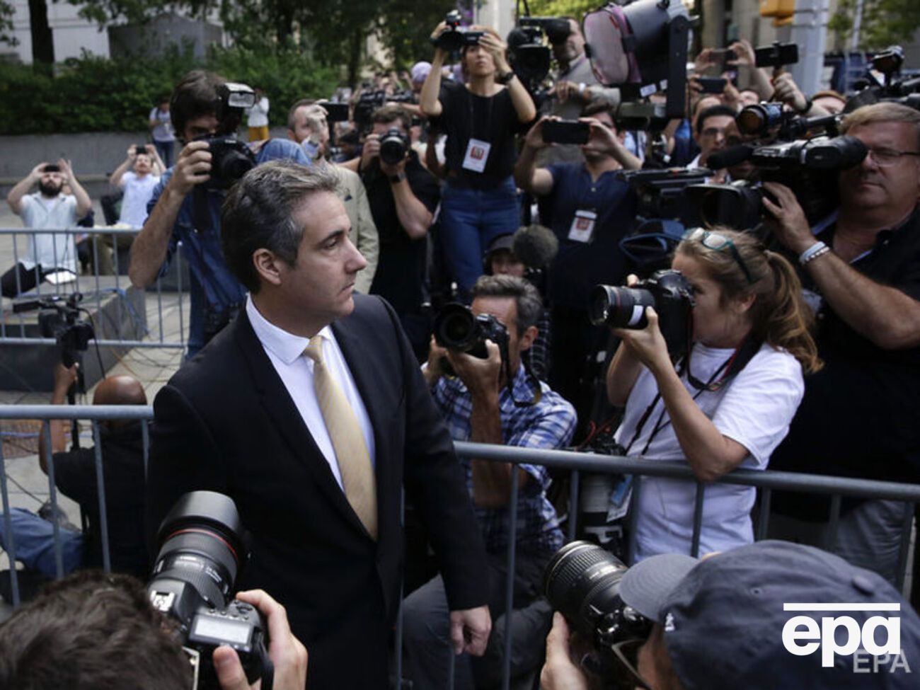 Коэн готов публично выступать в поддержку демократов, сообщает CNN