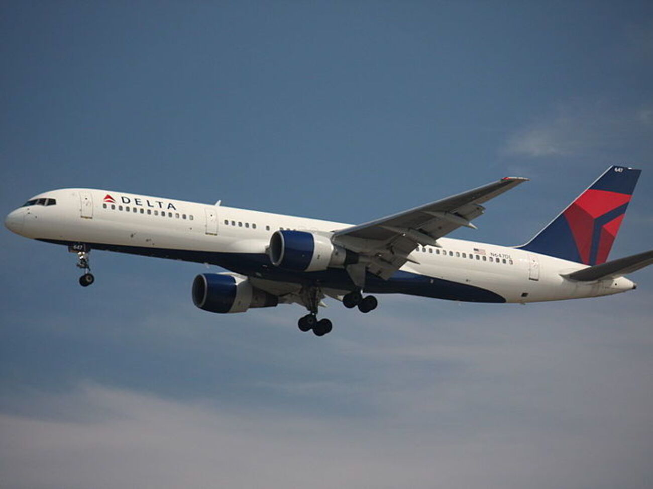 Запрет FAA впервые был введен в апреле 2014 года