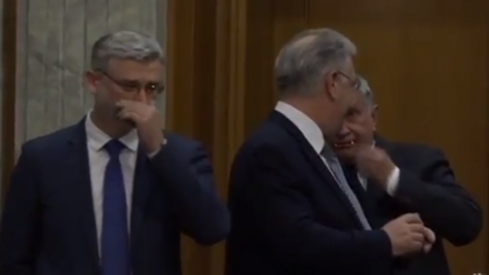 Игорь Сечин решил пошутить в ожидании Владимира Путина