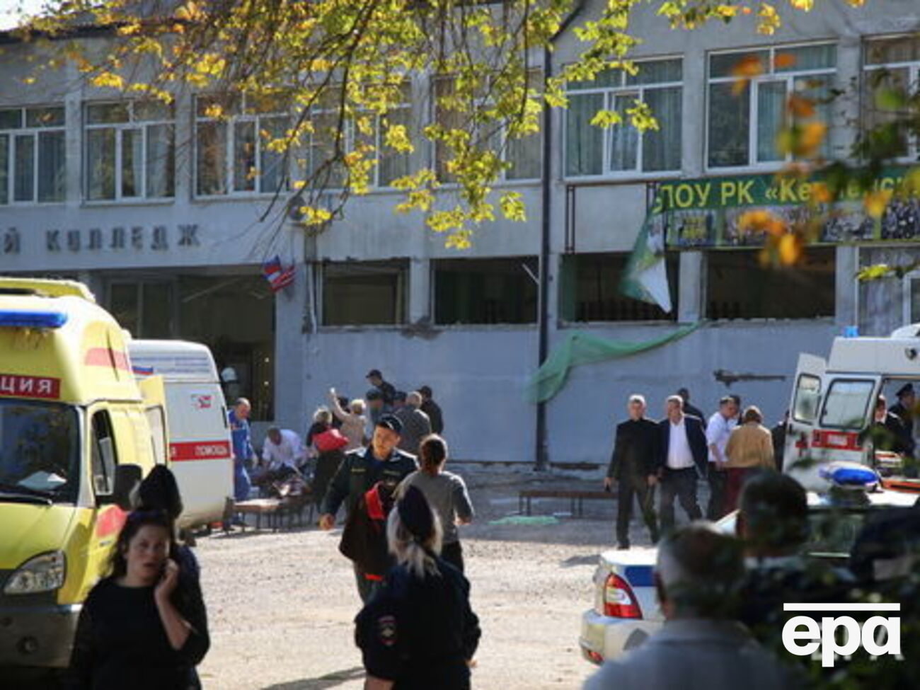 Утром 17 октября в политехническом колледже в Керчи сработало взрывное устройство, начиненное металлическими предметами, также произошла стрельба