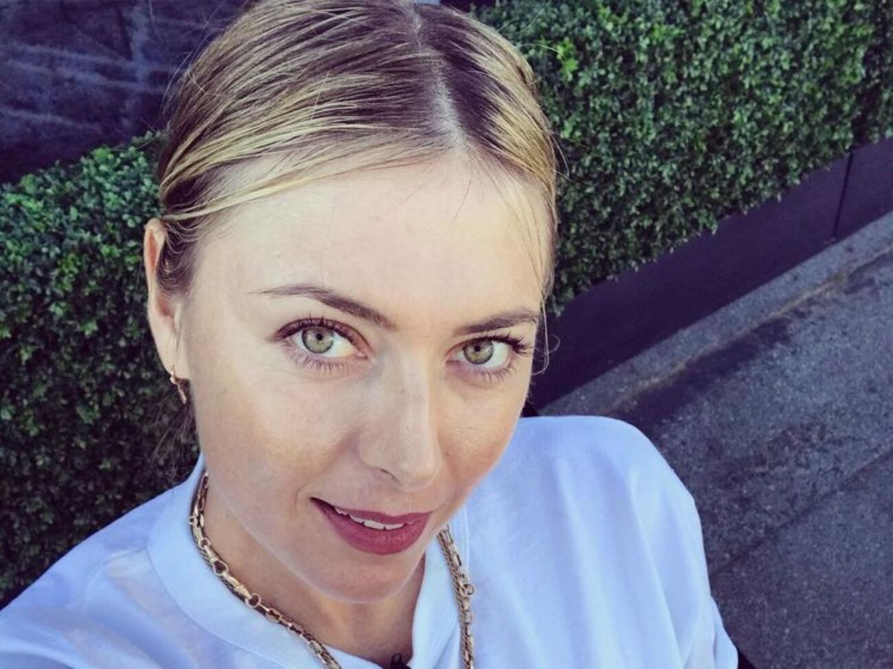 Шарапова отправилась с бойфрендом по британским деревням